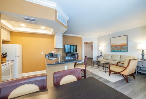 One Bedroom King Near Lake Eve ORL 10 Luxury Bookings