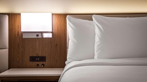 King Room Near Houghton Hall Arts Community NYC 4 Luxury Bookings