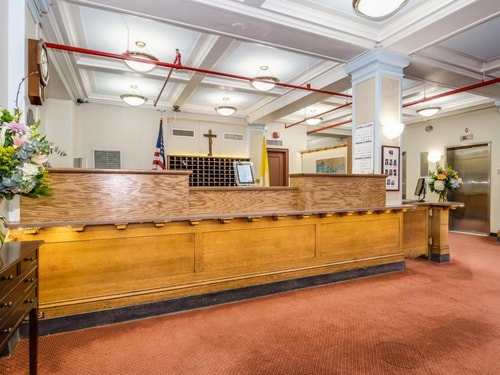 Double Room Near Philippe Liquors NYC 8 Luxury Bookings