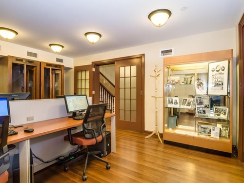 Double Room Near Philippe Liquors NYC 11 Luxury Bookings