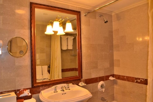 Superior Queen Room Near Harrys NYC 5 Luxury Bookings