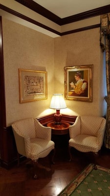 Superior Queen Room Near Harrys NYC 10 Luxury Bookings