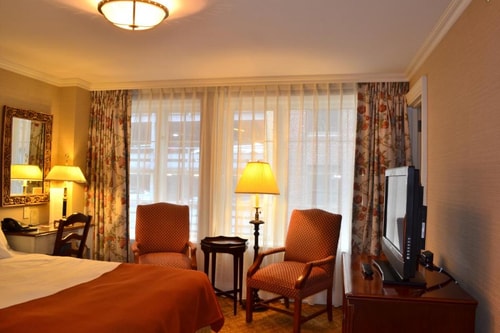 Superior Queen Room Near Harrys NYC 4 Luxury Bookings