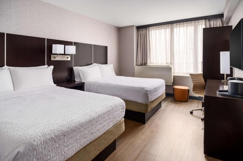 Double Room Near Yard House NYC Luxury Bookings