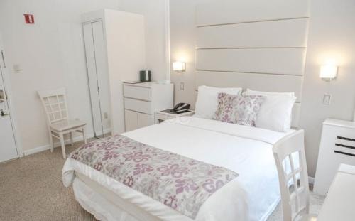 Standard Queen Room Near Balsley Park NYC Luxury Bookings