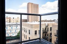 Deluxe Queen Room Near Wheels school NYC 7 Luxury Bookings