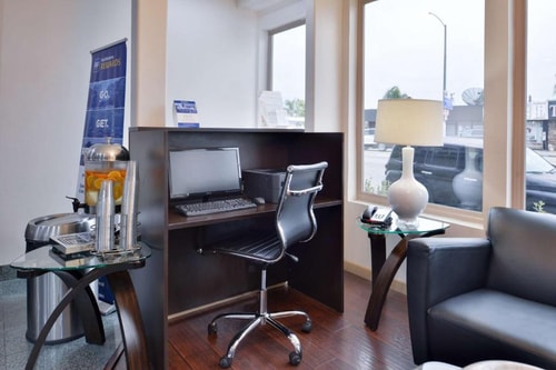 King Room Near Cinemark Howard Hughes LA 11 Luxury Bookings