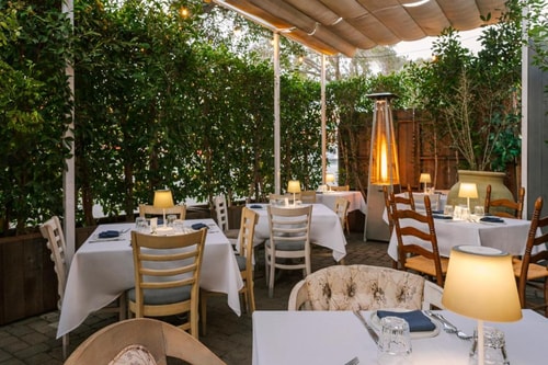 Queen Room Near The Paul Smith Pink Wall LA 14 Luxury Bookings
