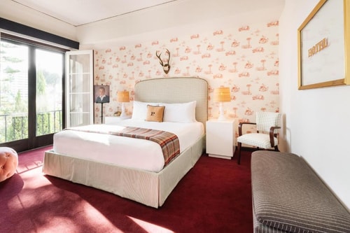 classic King  Near Fireside Health Care Center LA 2 Luxury Bookings