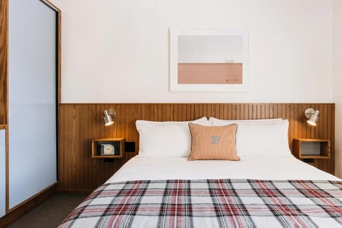 King Room Near  The Culver Theater LA 1 Luxury Bookings