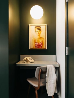 King Room Near  The Culver Theater LA 5 Luxury Bookings