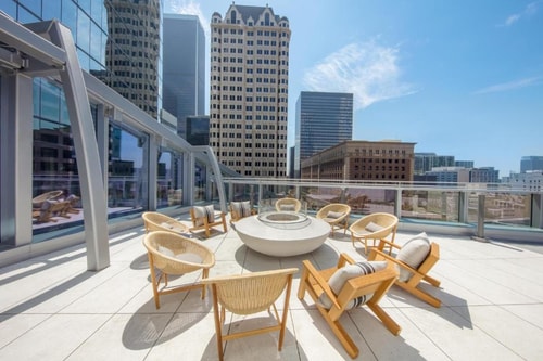 Classic Room Near  Chase Bank LA 12 Luxury Bookings