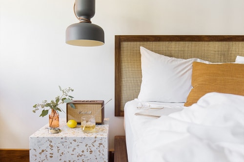 Studio King Near Bulan Thai Vegetarian Kitchen LA 1 Luxury Bookings