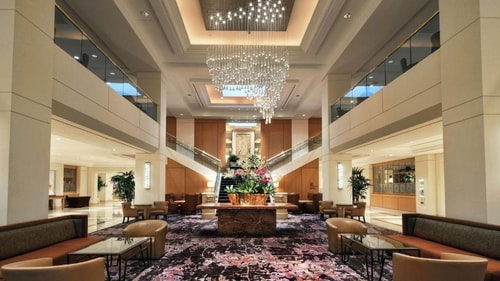 King Room Near Airport Spectrum Lax Parking LA 5 Luxury Bookings