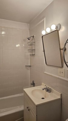 Tabor Studio Near Jackson Square NYC 11 Luxury Bookings