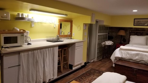 Tabor Studio Near Jackson Square NYC 4 Luxury Bookings