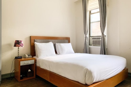 Queen Room Near Salsa Sabrosa NYC 5 Luxury Bookings