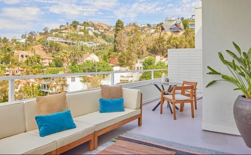 King Suite Near The Comedy Store LA 8 Luxury Bookings