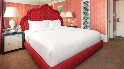 Standard king  Room Near Beverly Hills School LA Luxury Bookings