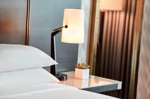 Guest Room Near Studio 12 Bar & Lounge LA 1 Luxury Bookings