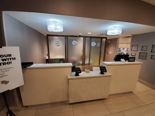 One Bedroom King Suite Near Walgreens ORL 8 Luxury Bookings