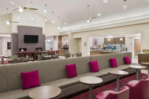 One Bedroom King Suite Near Walgreens ORL 9 Luxury Bookings