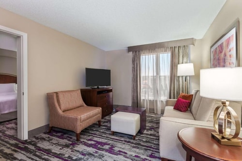 One Bedroom King Suite Near Walgreens ORL 1 Luxury Bookings