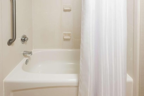 One Bedroom King Suite Near Walgreens ORL 4 Luxury Bookings