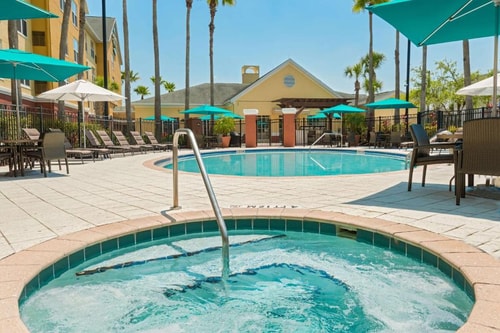 One Bedroom King Suite Near Walgreens ORL 14 Luxury Bookings