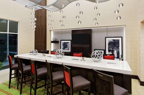 King Room Near You Fit Gyms ORL 6 Luxury Bookings