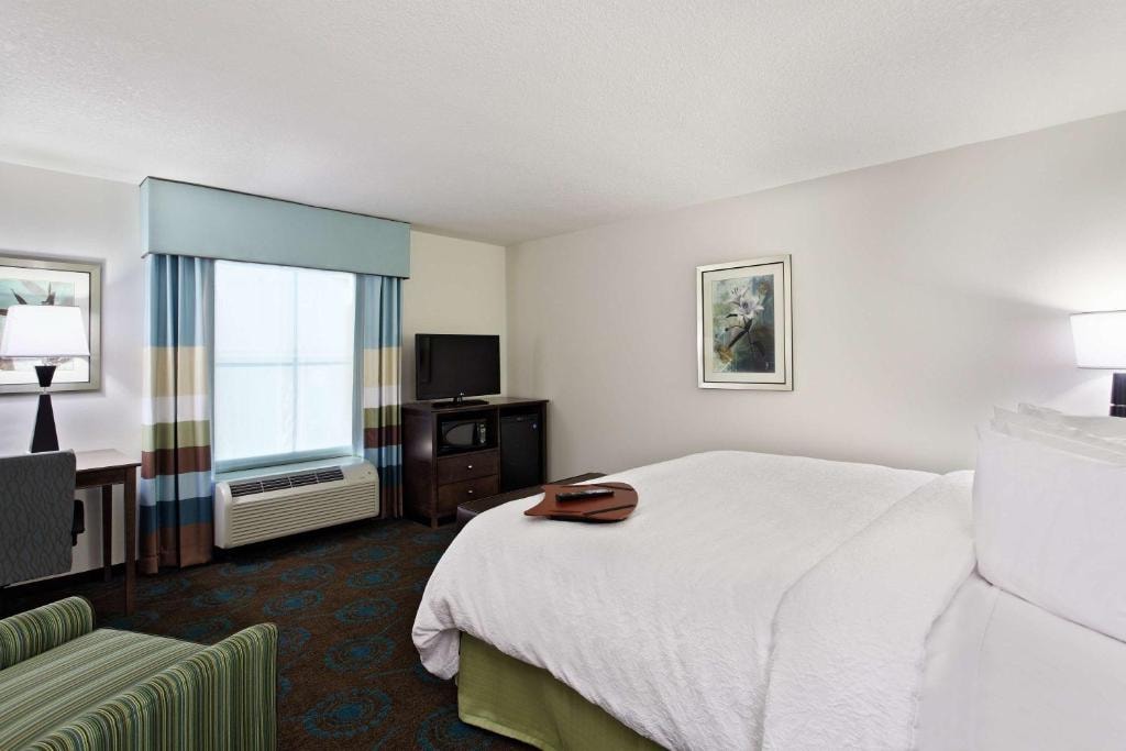 King Room Near You Fit Gyms ORL Luxury Bookings