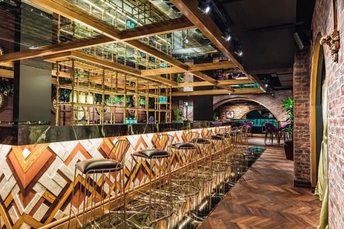 King Room Near Health Care Metro Station 16 Luxury Bookings