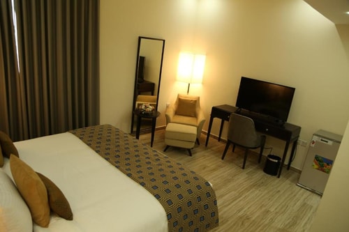 Standard Studio Near Century Mall Fujairah 3 Luxury Bookings