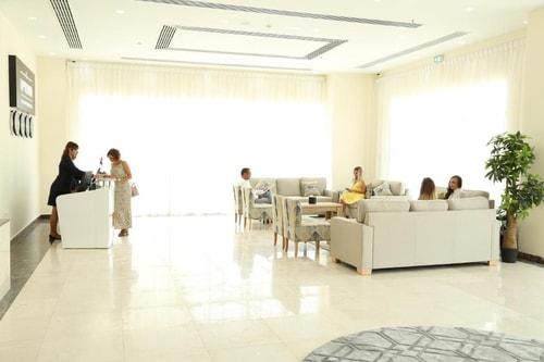 Standard Studio Near Century Mall Fujairah 9 Luxury Bookings