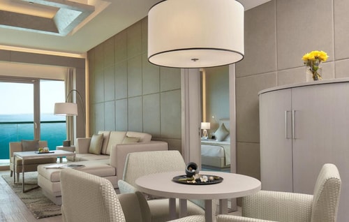 Deluxe King Suite Near Zayed Heritage Center 3 Luxury Bookings