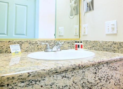 King Room Near Fia Restaurant LA 10 Luxury Bookings