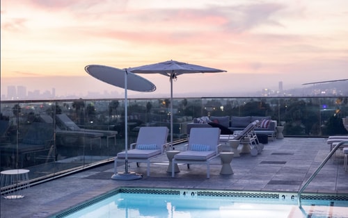 King Room Near Parking Hollywood Farmers Market LA 14 Luxury Bookings