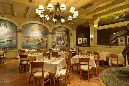 Club King Room Near Los Angeles Central Library LA 11 Luxury Bookings