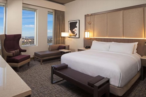 Deluxe King Room Near Midway Car Rental Lax LA 1 Luxury Bookings