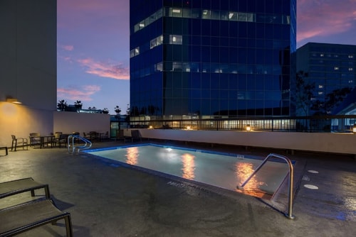 Deluxe Room Near  American Tours International LA 14 Luxury Bookings