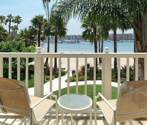 King Room with Near Marina del Rey Parking Lot LA 1 Luxury Bookings