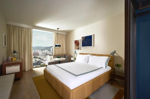 King Room Near Mad Lab Hollywood LA 1 Luxury Bookings