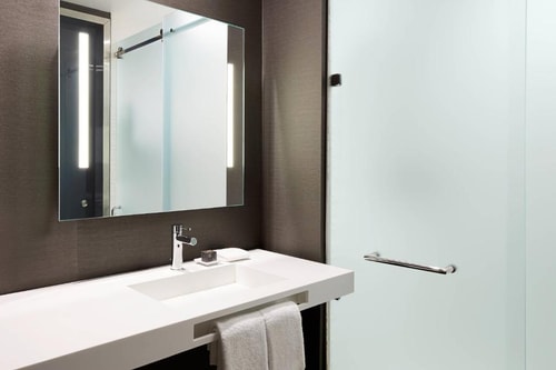 King Room Near Maximova Marina MIA 3 Luxury Bookings