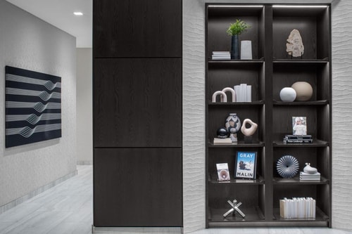 Guest Room Near Dadeland Mall MIA 8 Luxury Bookings