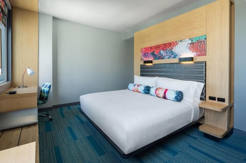 Guest room Near Gallery Art MIA 0 Luxury Bookings