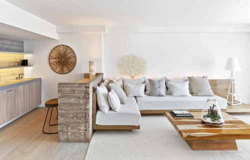 King Room Near Collins Park MIA 3 Luxury Bookings