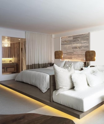 King Room Near Collins Park MIA Luxury Bookings