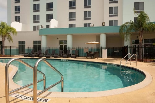 King Suite Near Airport Lakes Park ORL 14 Luxury Bookings