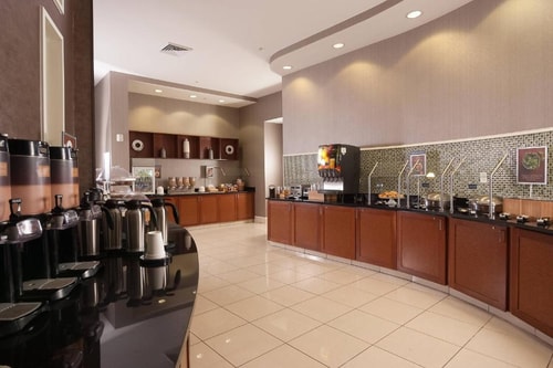 King Suite Near Airport Lakes Park ORL 8 Luxury Bookings