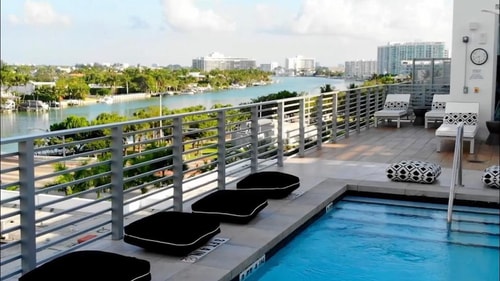 Garden House Studio Near Starbucks MIA 10 Luxury Bookings